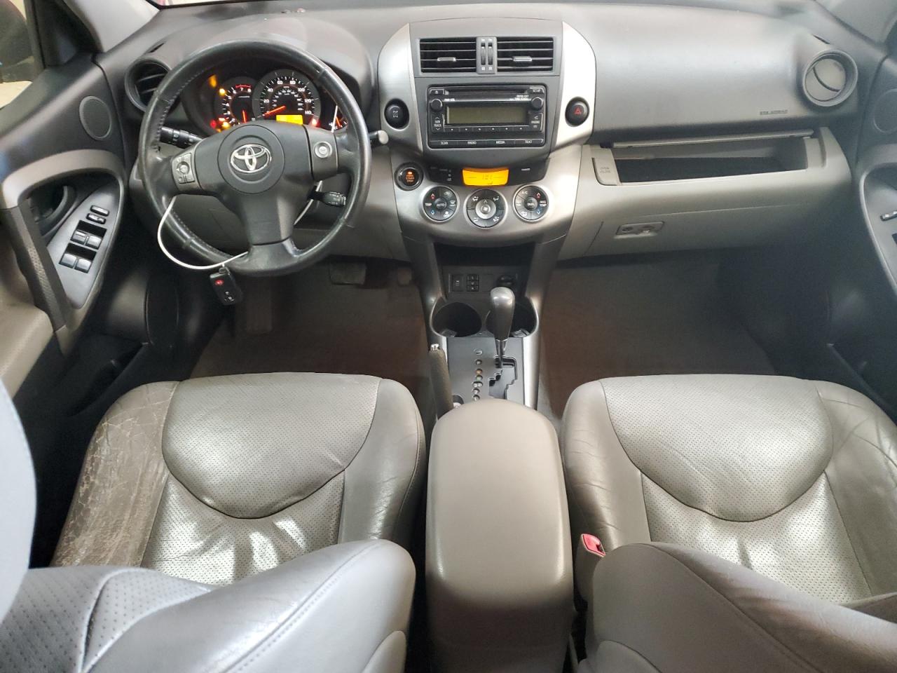 2012 Toyota RAV 4 - Image 8