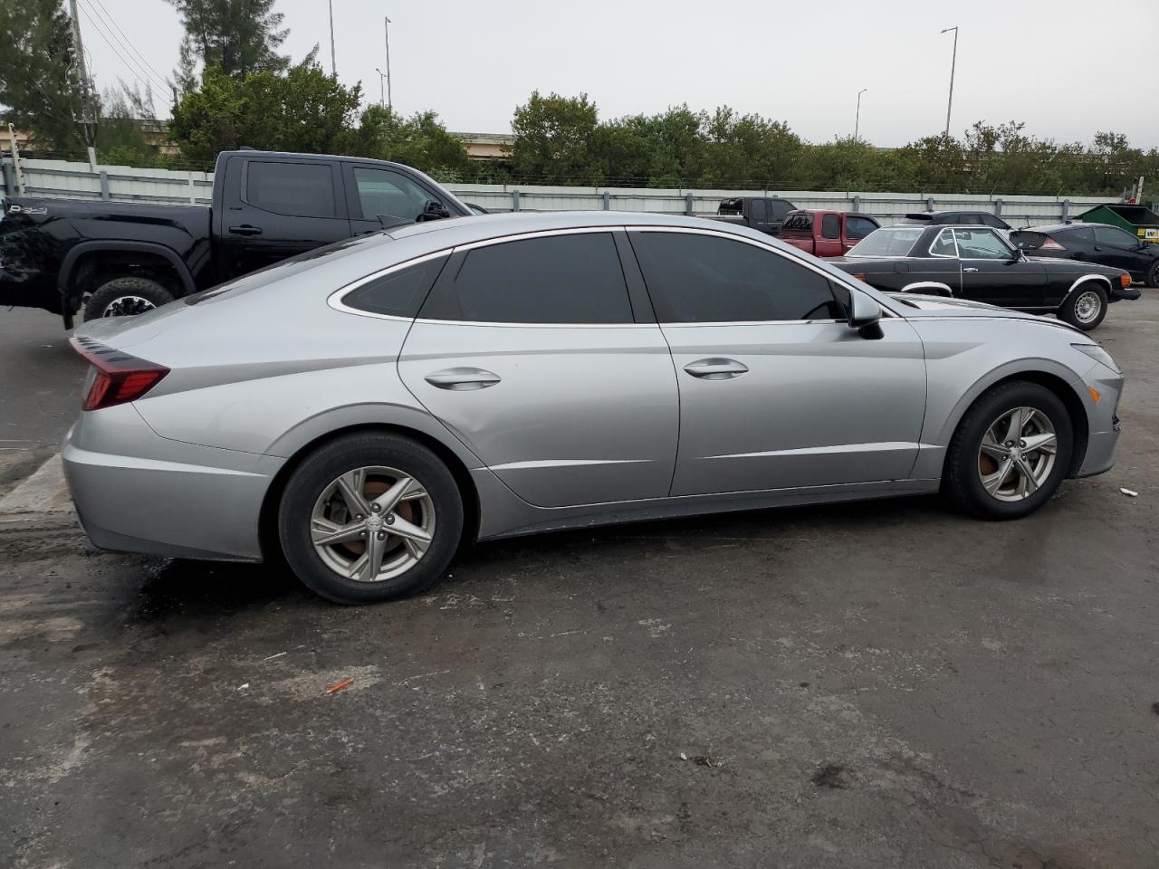 2021 Hyundai Sonata - Image 3