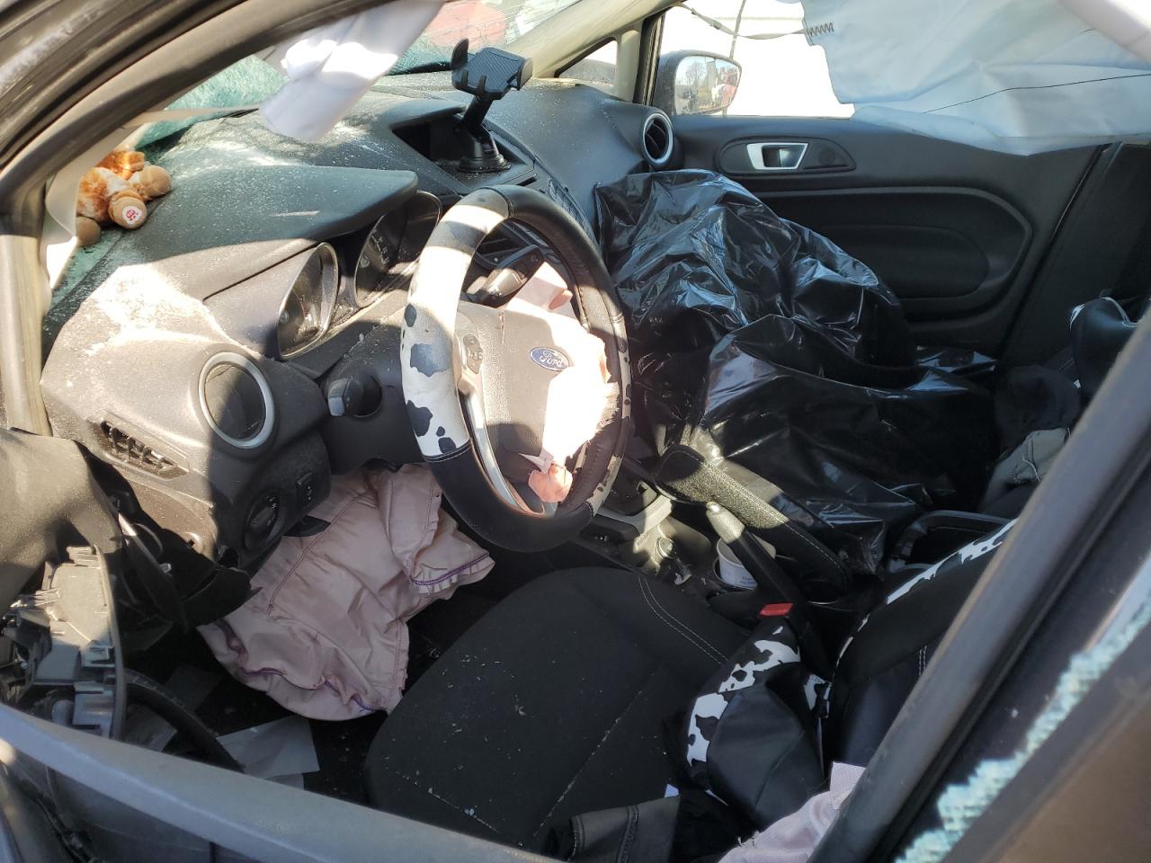 2014 Ford Fiesta - Image 8