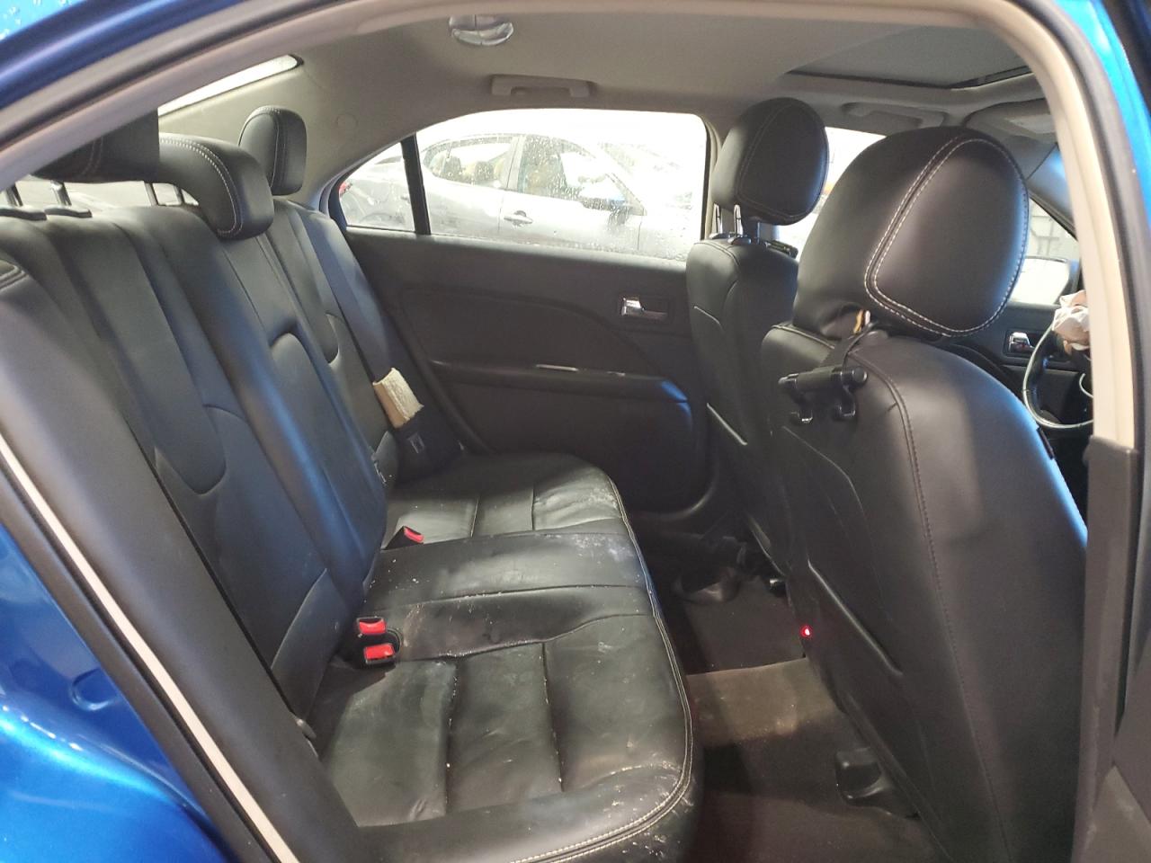 2012 Ford Fusion - Image 10