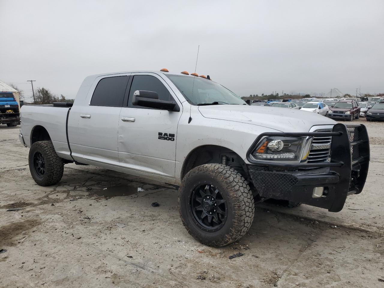 2017 RAM 2500 - Image 4