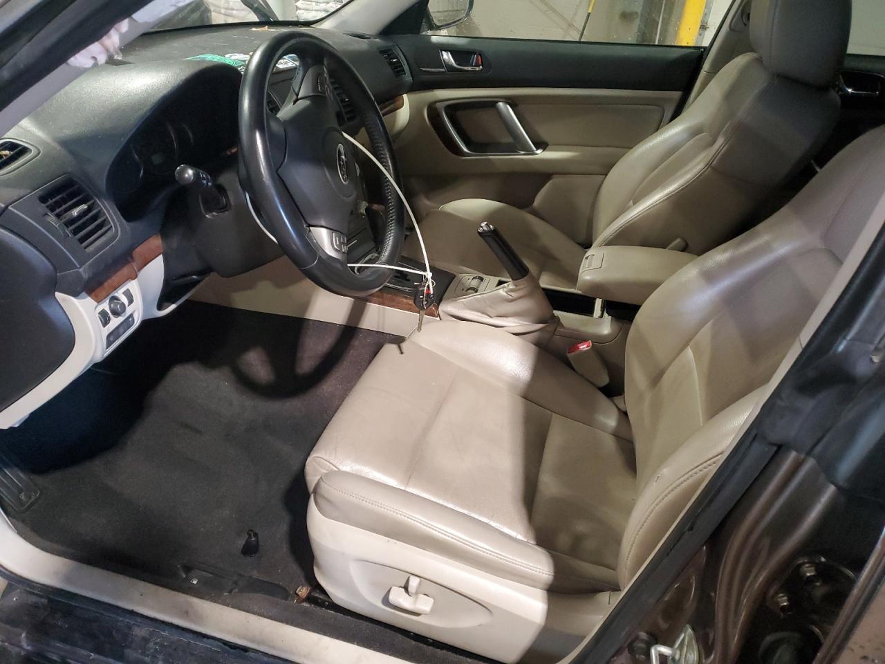 2009 Subaru Outback - Image 7