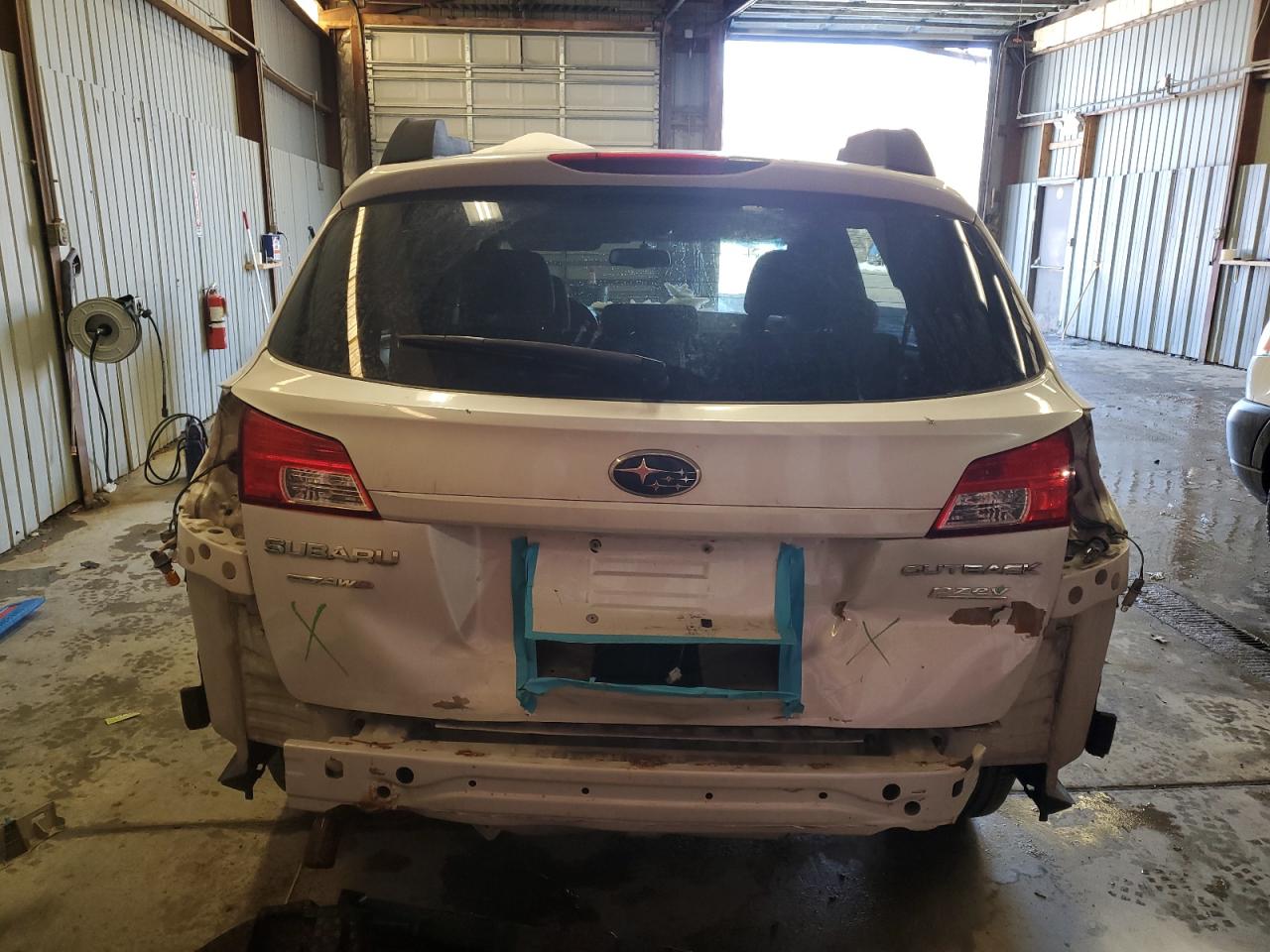 2011 Subaru Outback - Image 6