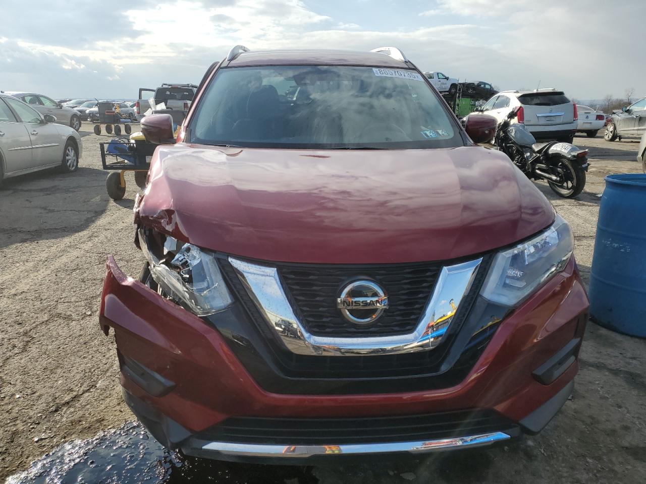 VIN 5N1AT2MV8KC818599 2019 NISSAN ROGUE no.5