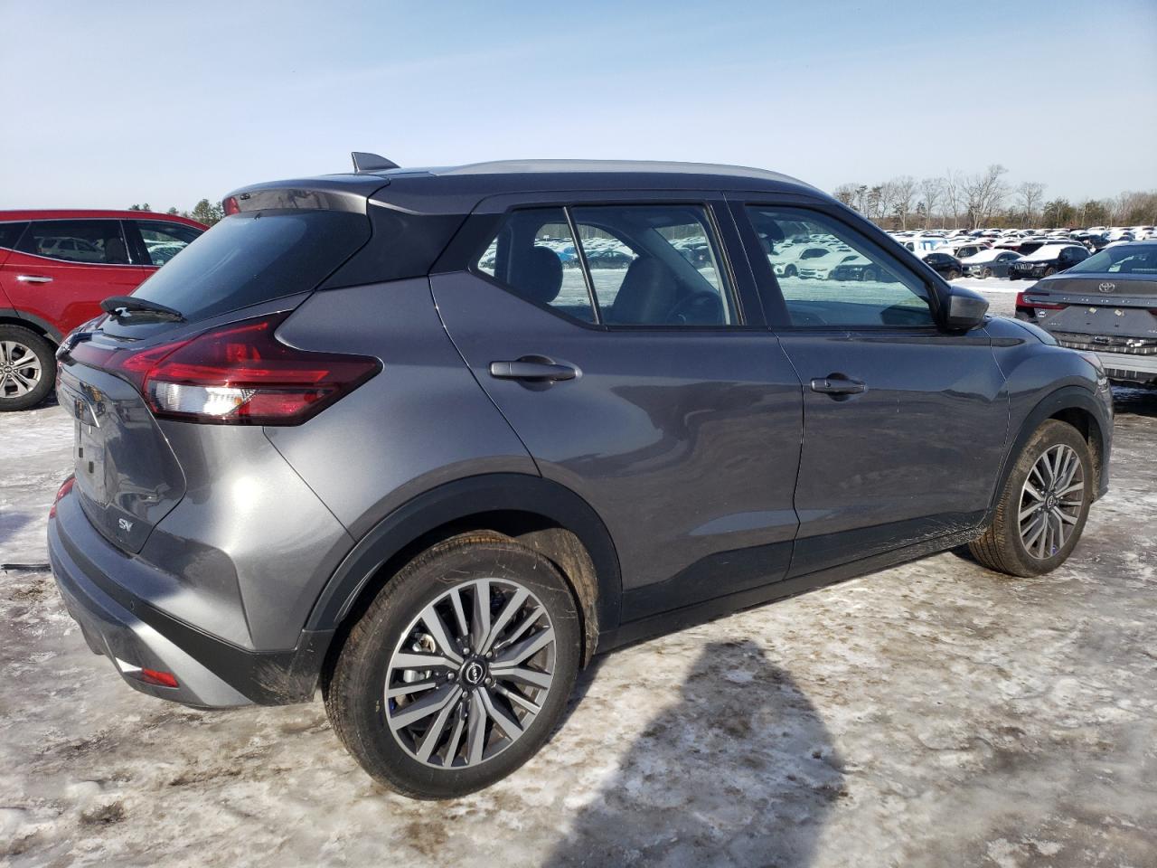 2024 Nissan Kicks - Image 3
