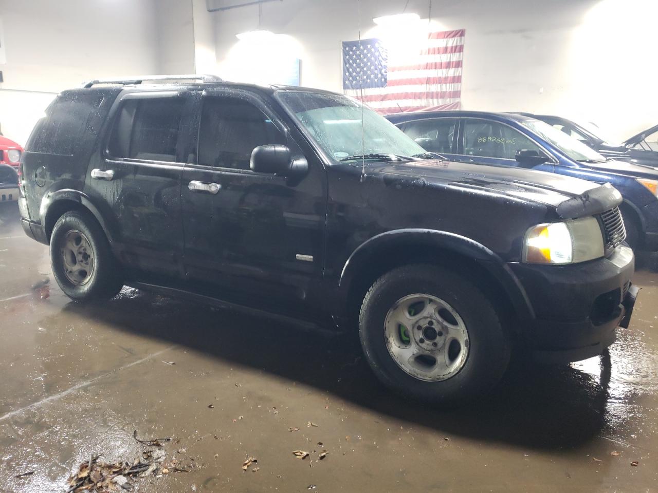2003 Ford Explorer - Image 4