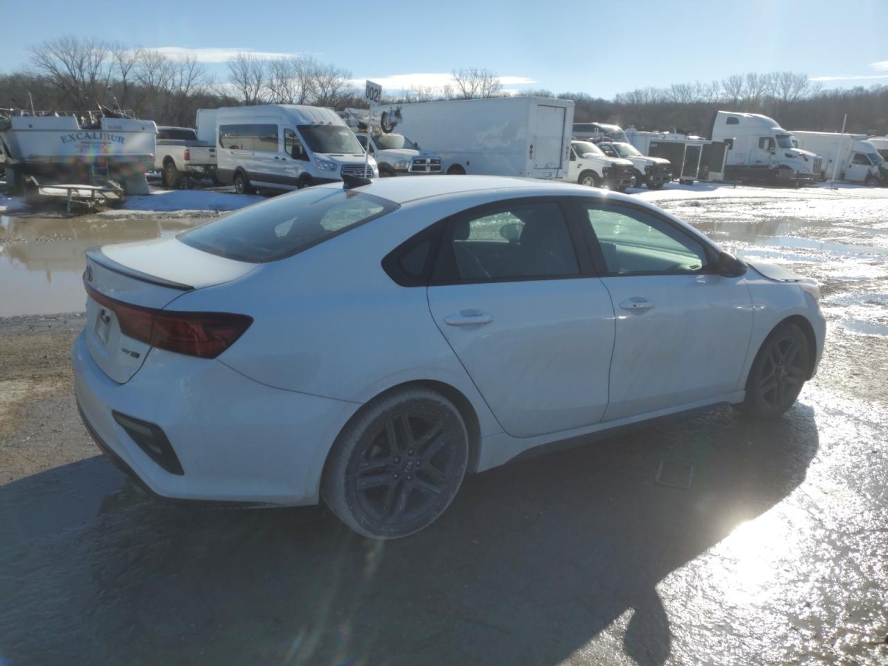 2021 Kia Forte - Image 3