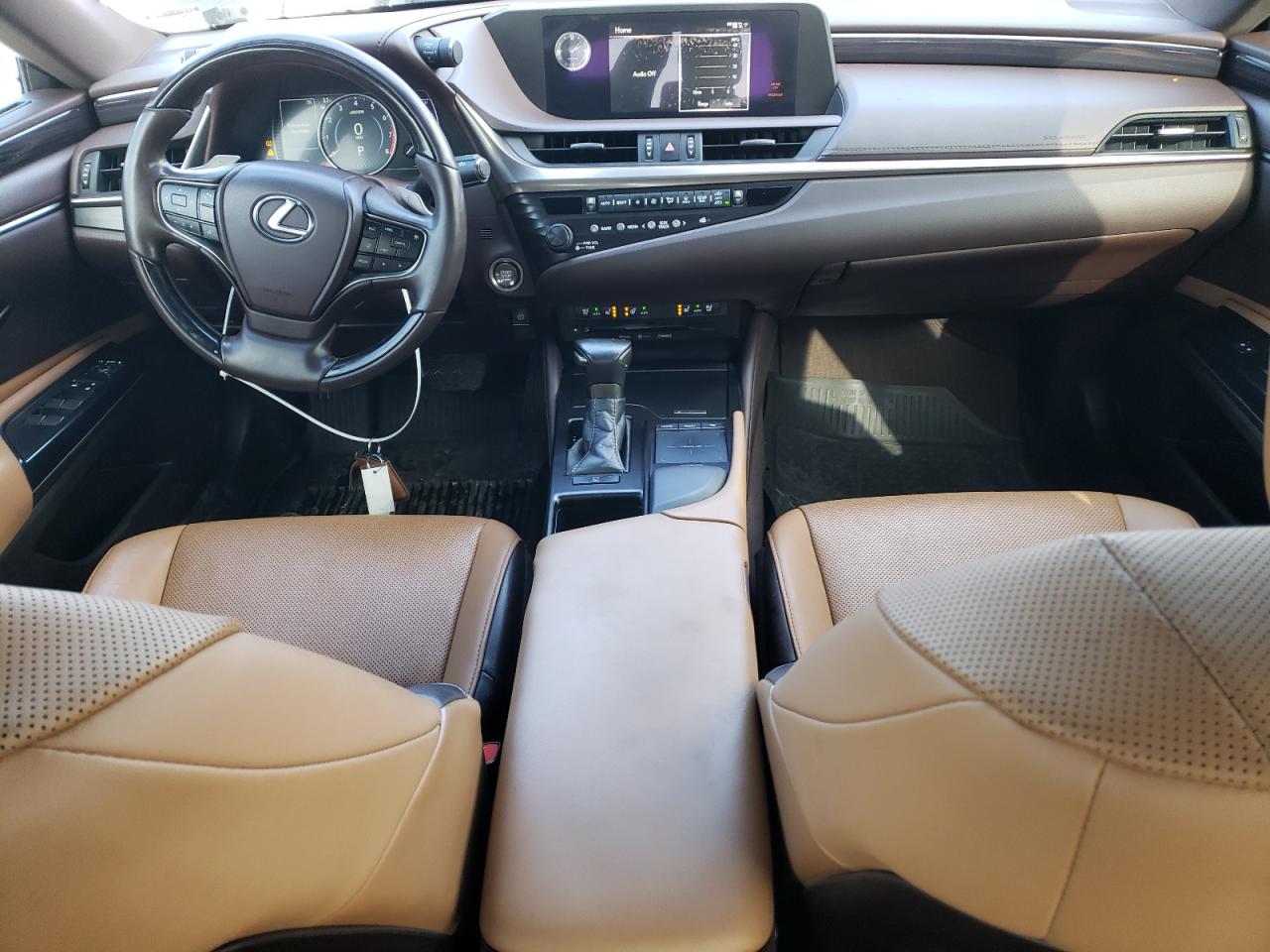 2020 Lexus ES - Image 8