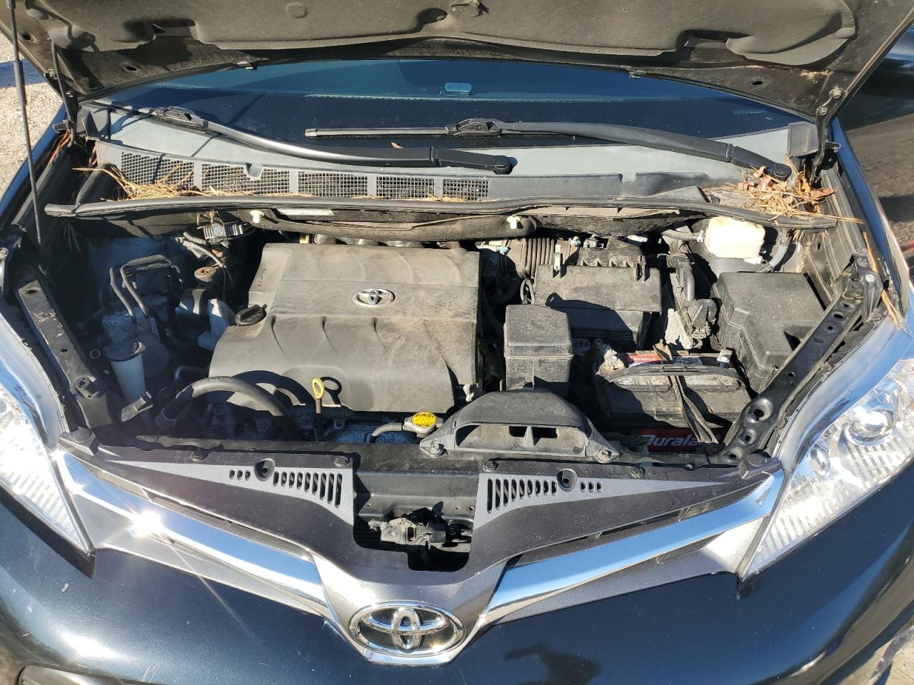 VIN 5TDDK3DC4FS126630 2015 TOYOTA All Models no.12