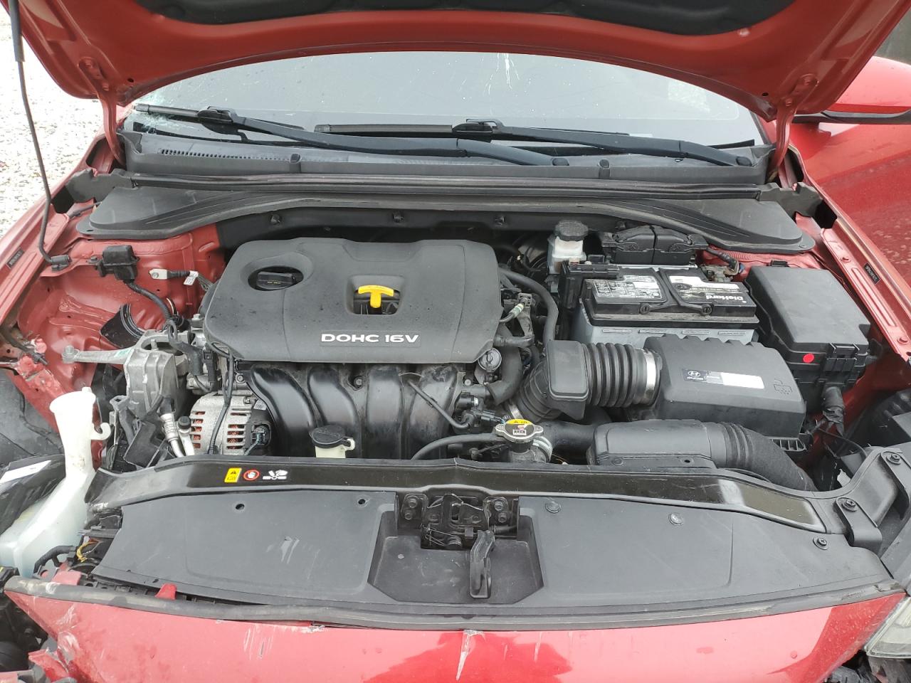 2017 Hyundai Elantra - Image 12
