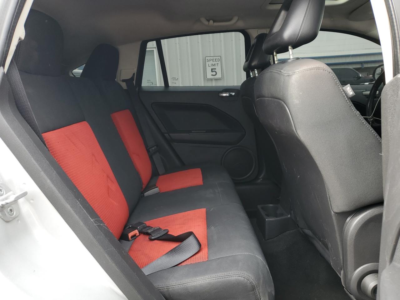 2008 Dodge Caliber - Image 10