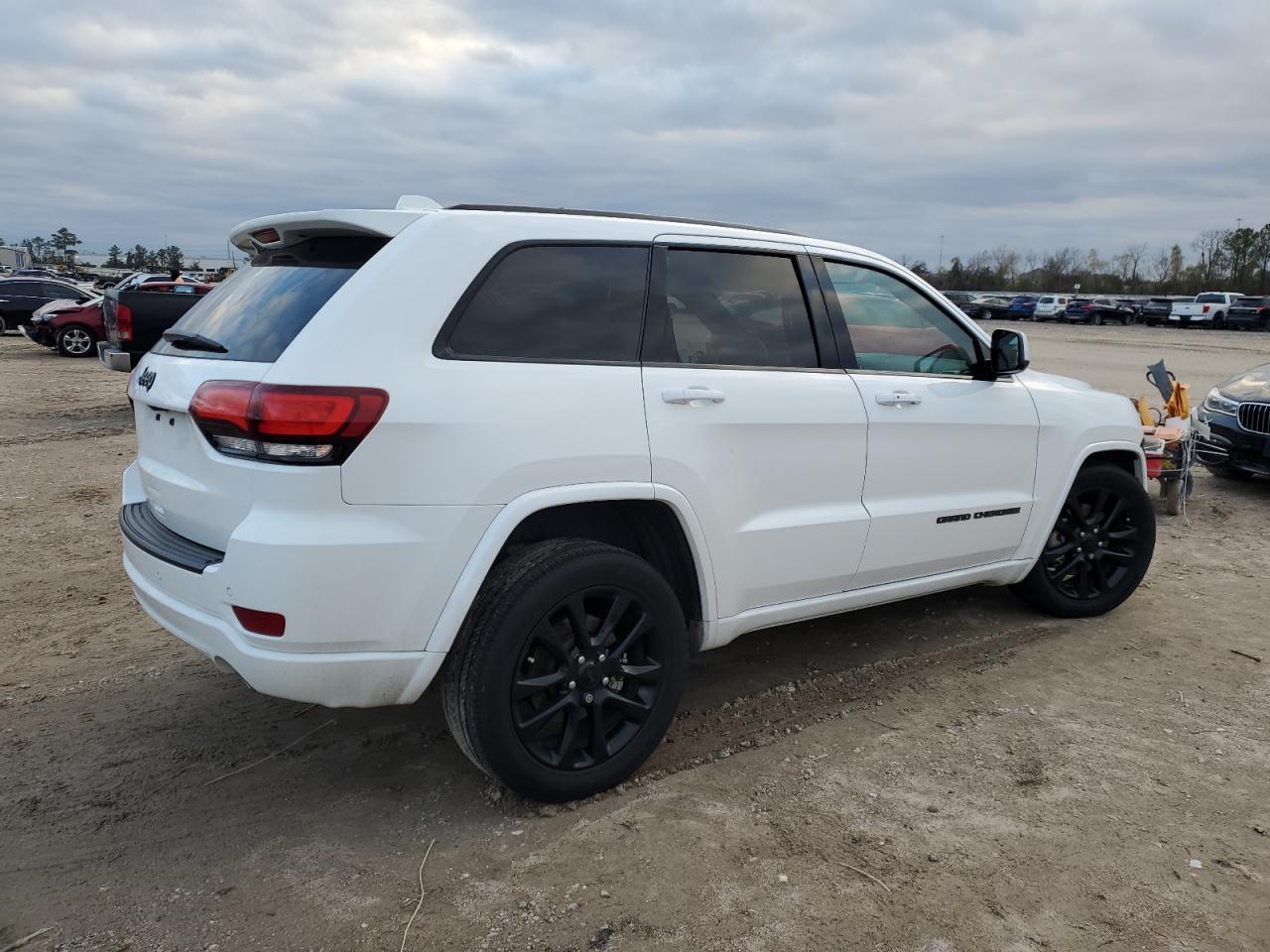 2021 Jeep Grand Cherokee - Image 3