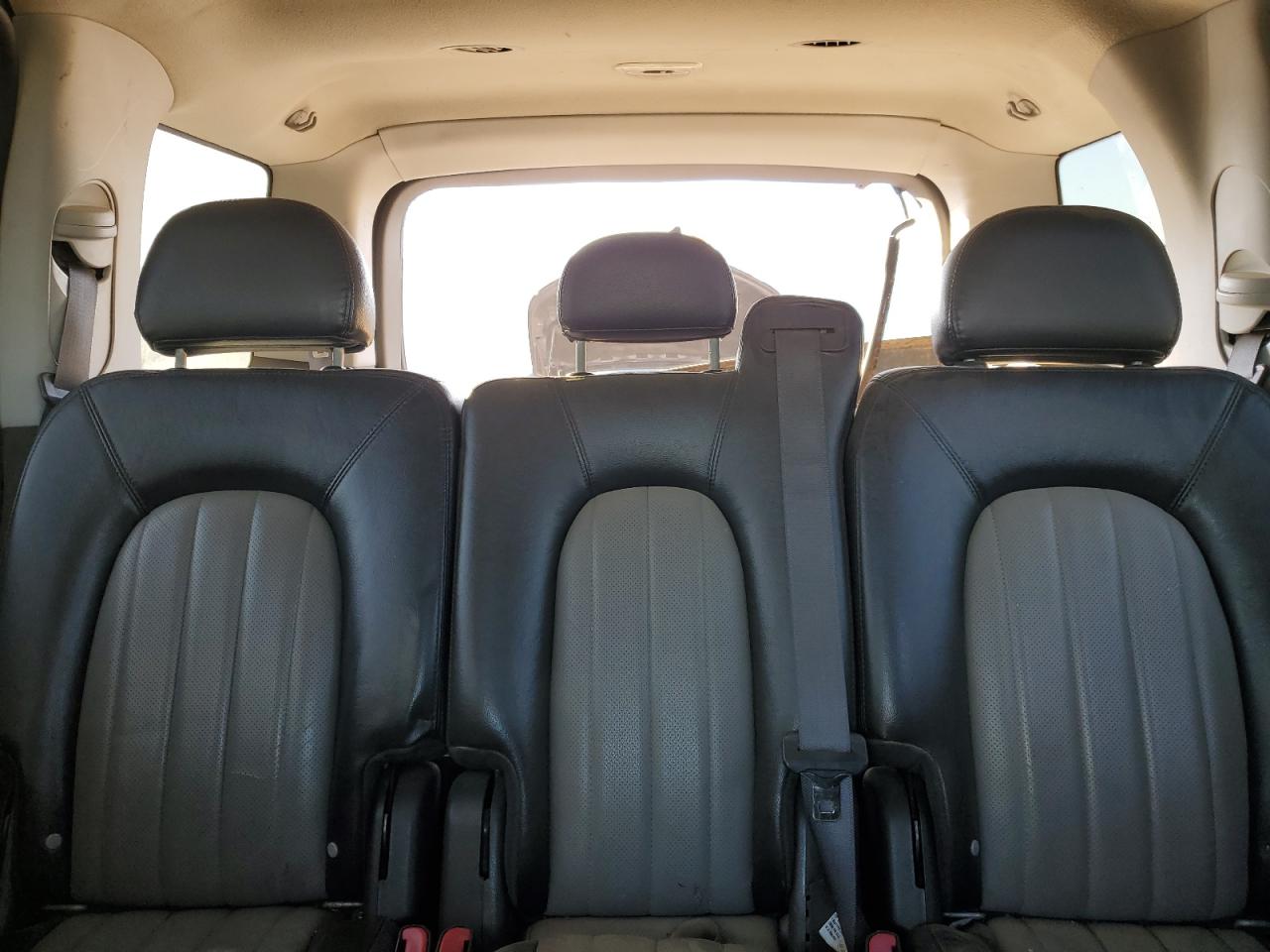 2005 Mercury Mountaineer - Image 10