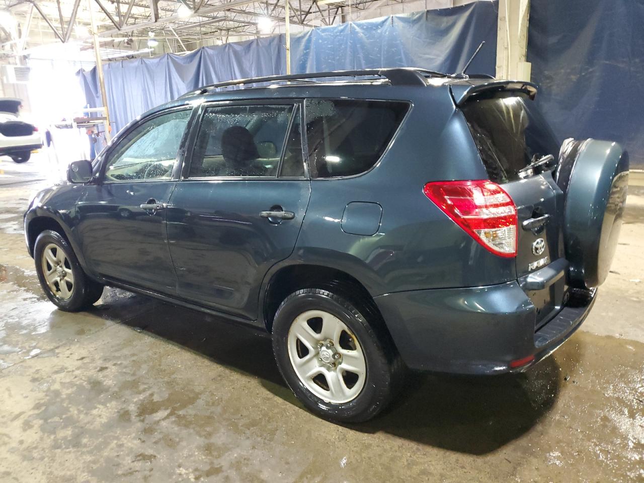 2012 Toyota RAV 4 - Image 2