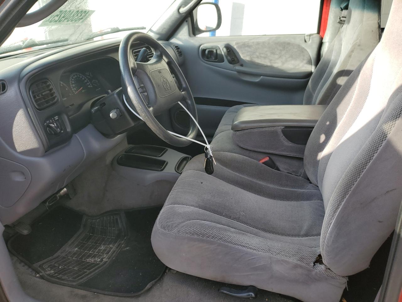 2000 Dodge Dakota - Image 7