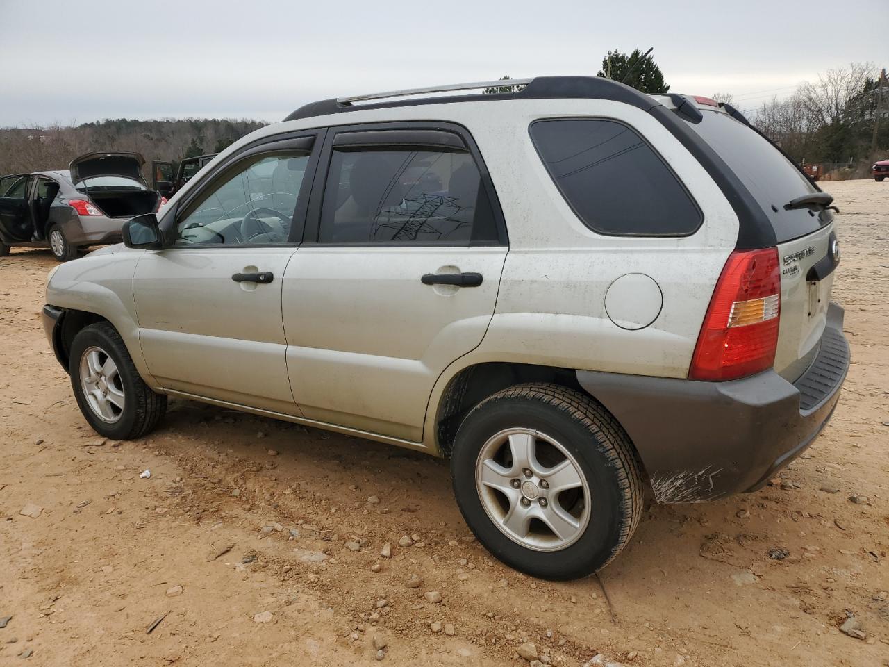 2006 Kia Sportage - Image 2
