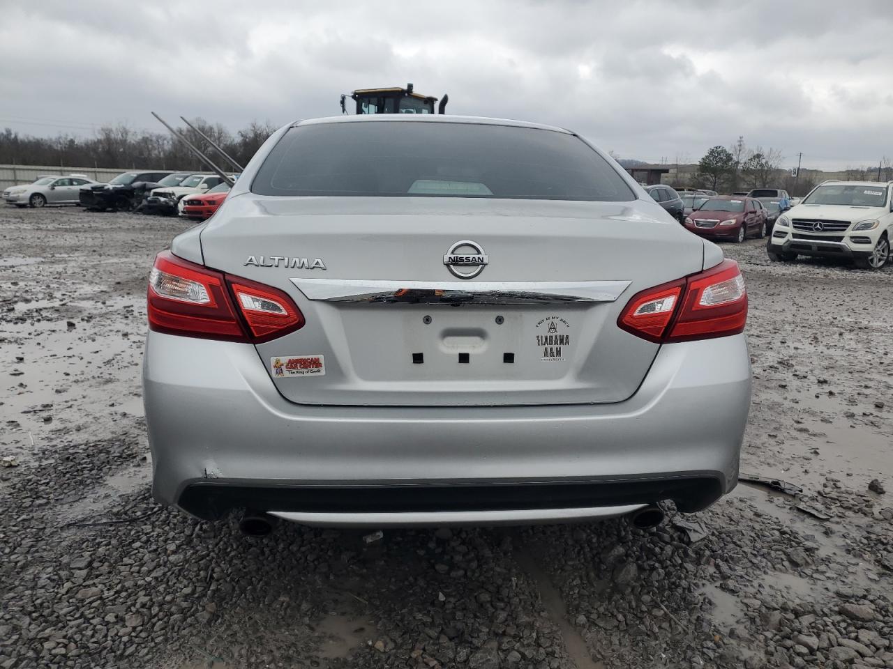 2017 Nissan Altima - Image 6