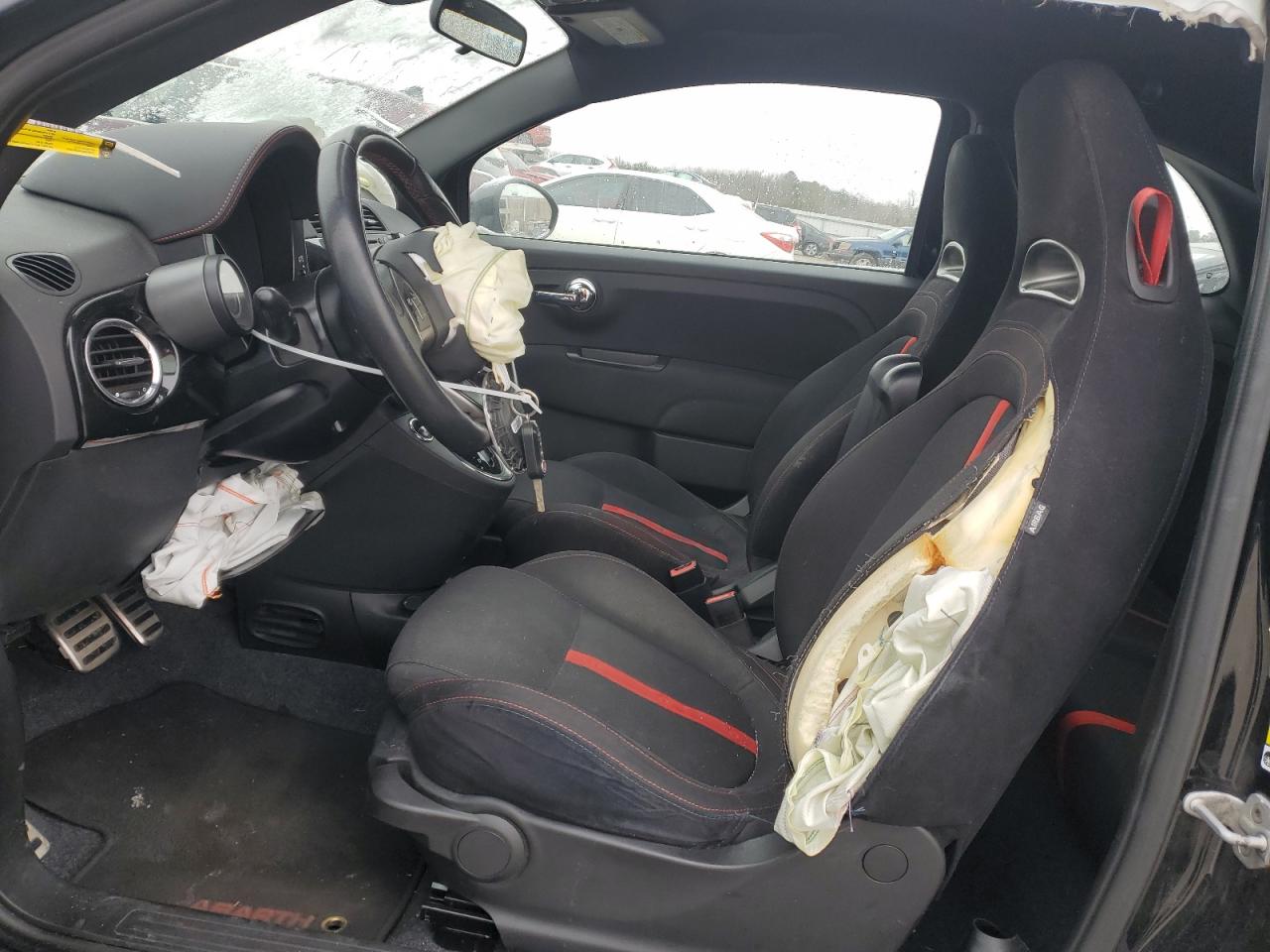 2015 Fiat 500 - Image 7