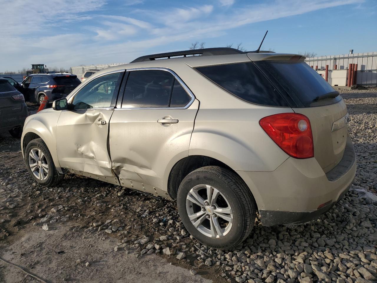 2014 Chevrolet Equinox - Image 2