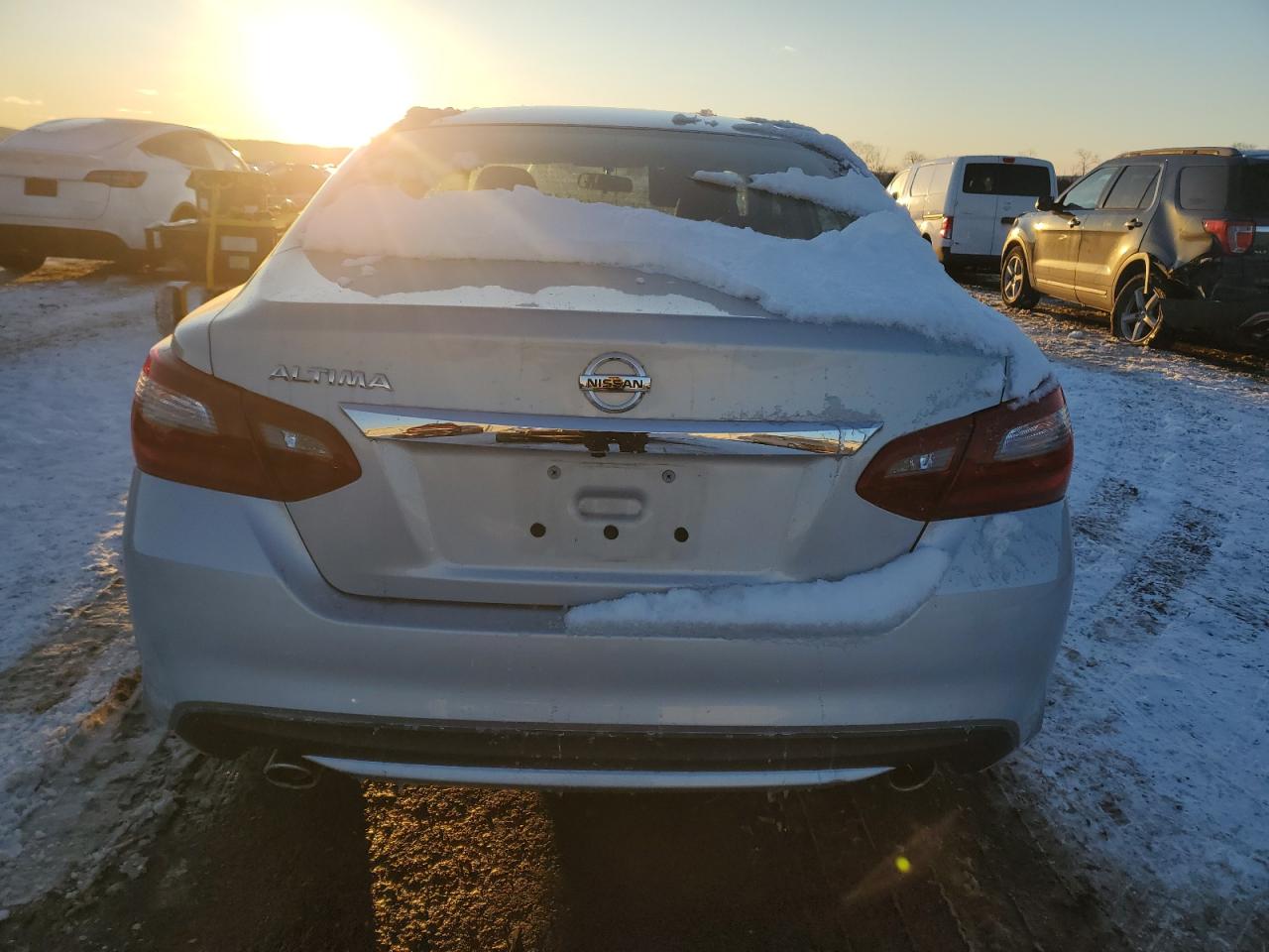 2018 Nissan Altima - Image 6