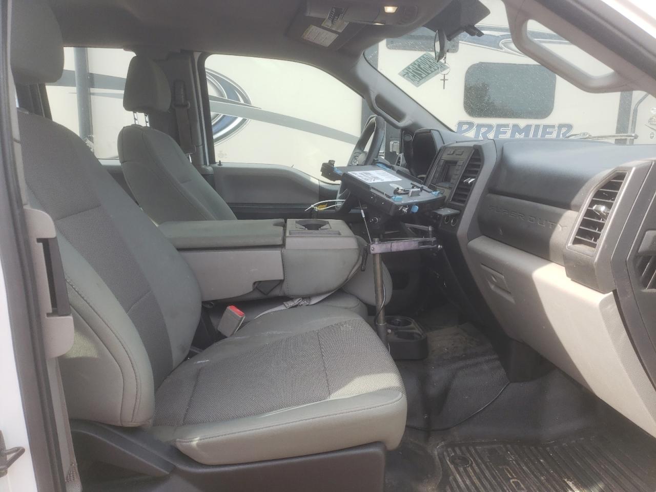 2018 Ford F350 - Image 5