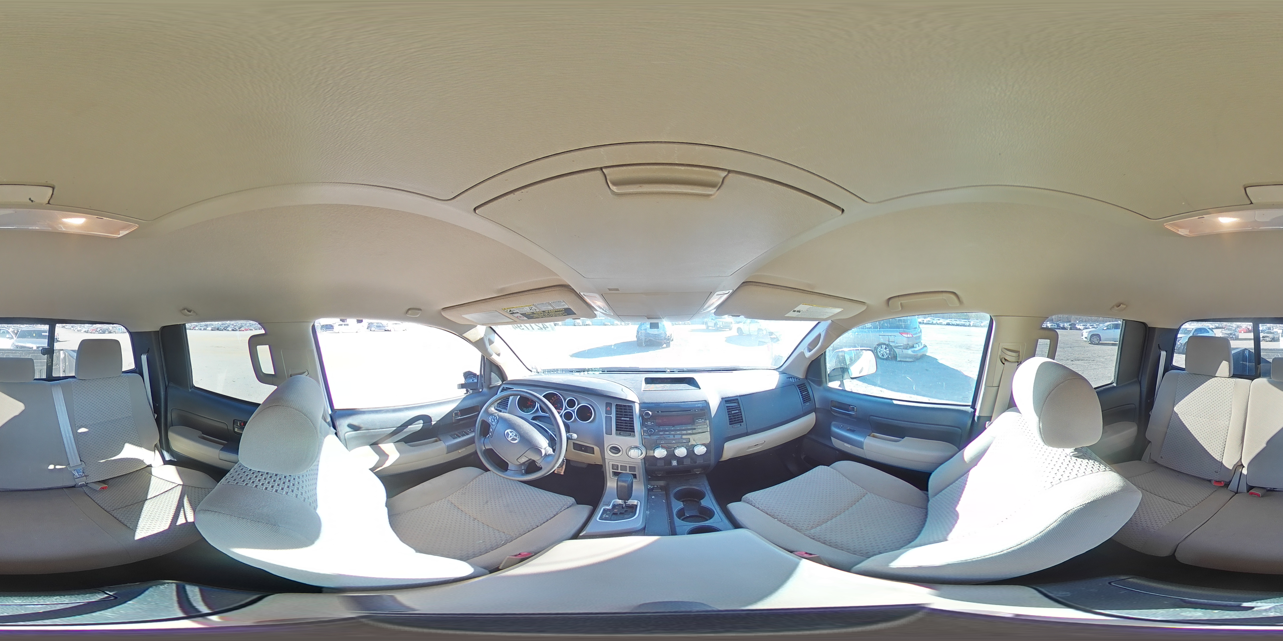 2012 Toyota Tundra - Image 12