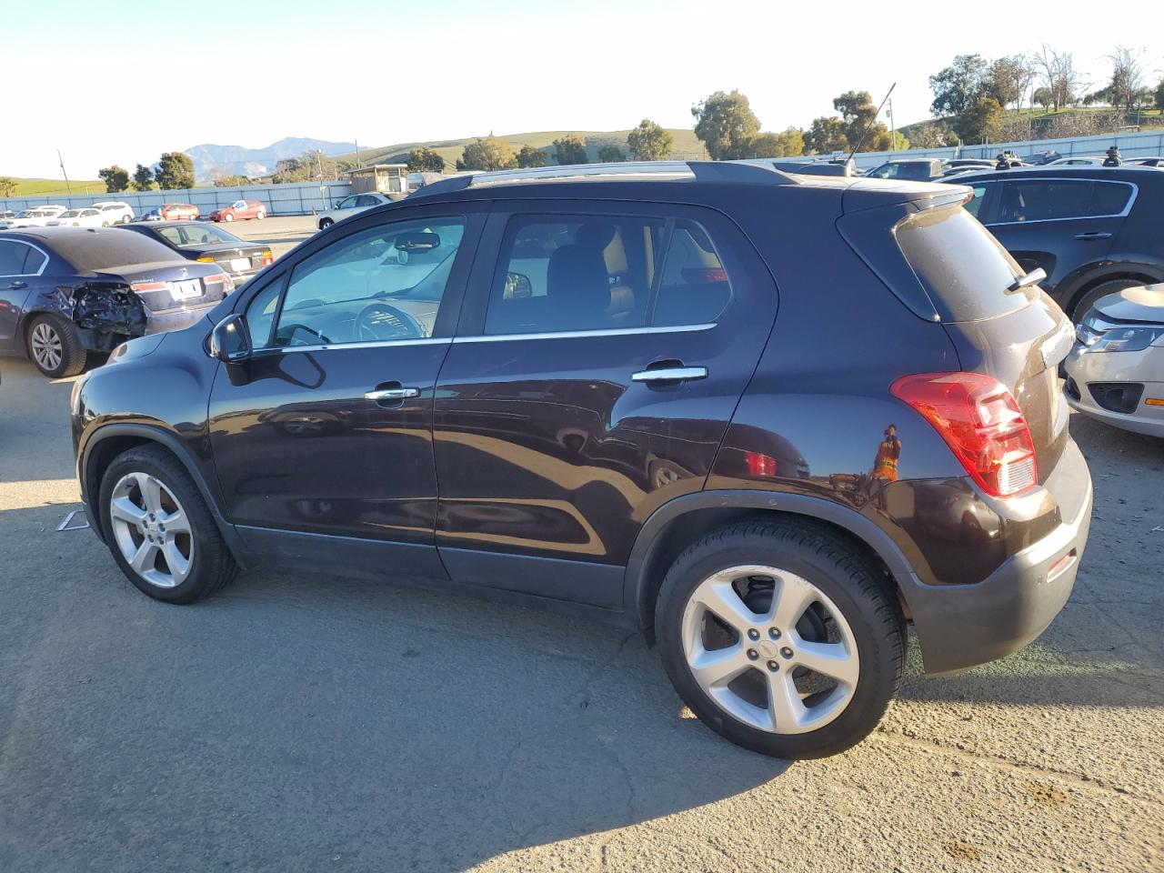 VIN KL7CJMSBXGB688181 2016 CHEVROLET TRAX no.2