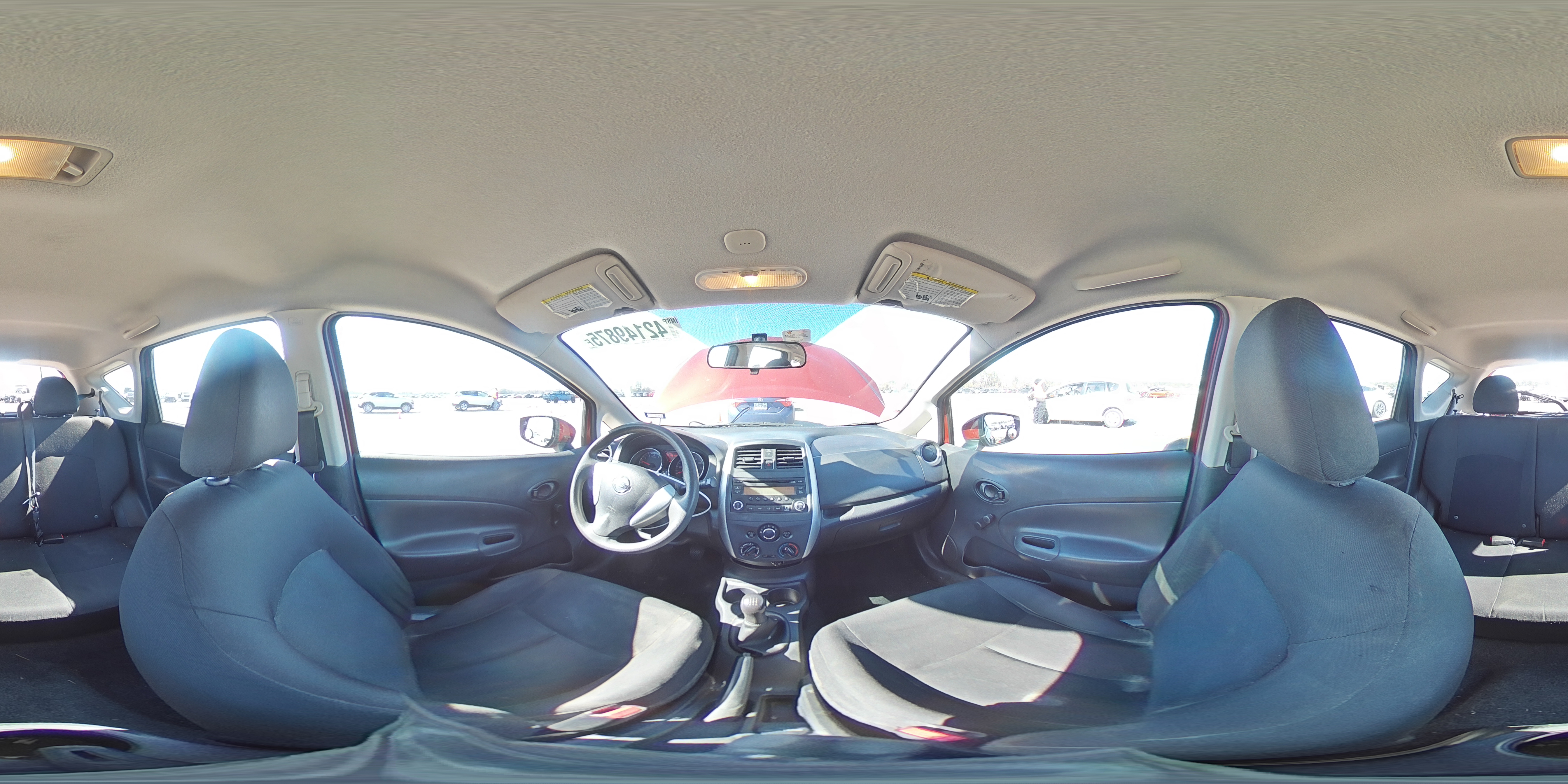 2016 Nissan Versa - Image 14