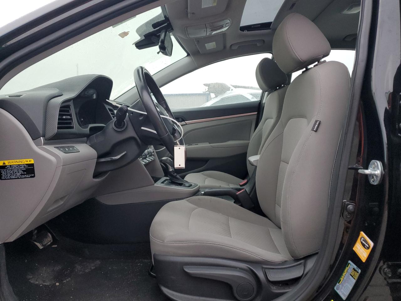 2019 Hyundai Elantra - Image 7