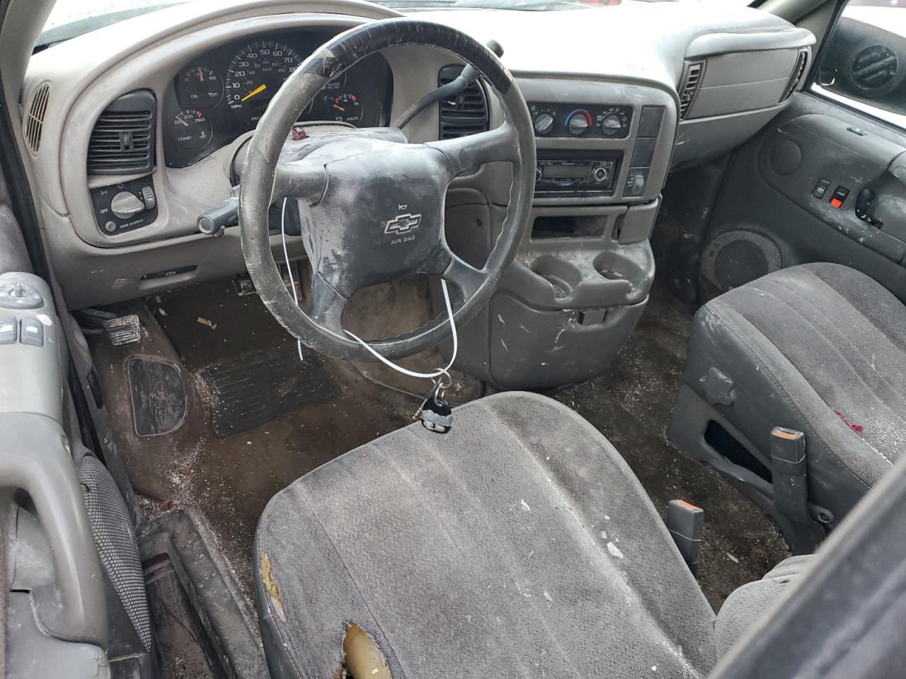 1999 Chevrolet Astro - Image 8
