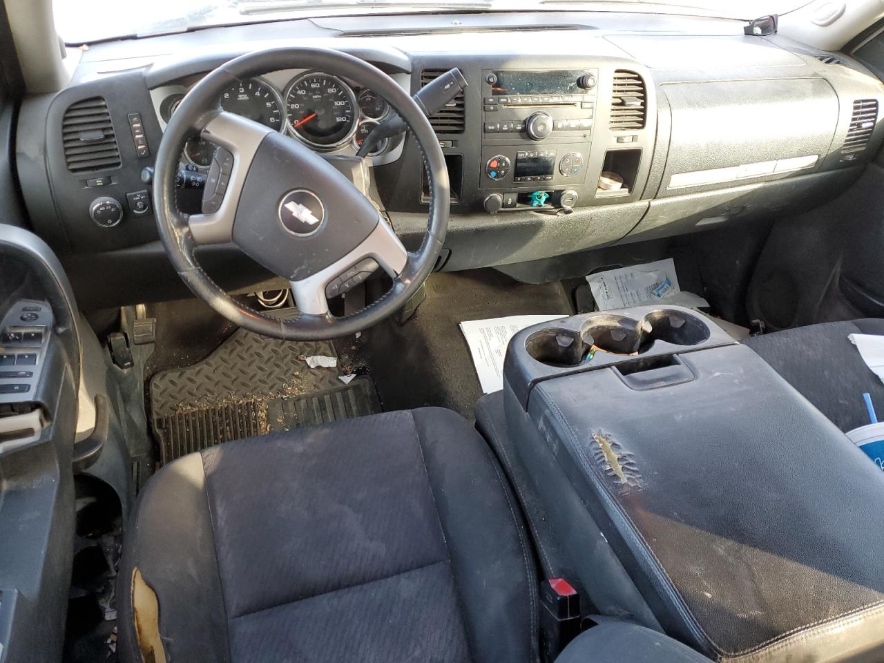 2013 Chevrolet Silverado - Image 8