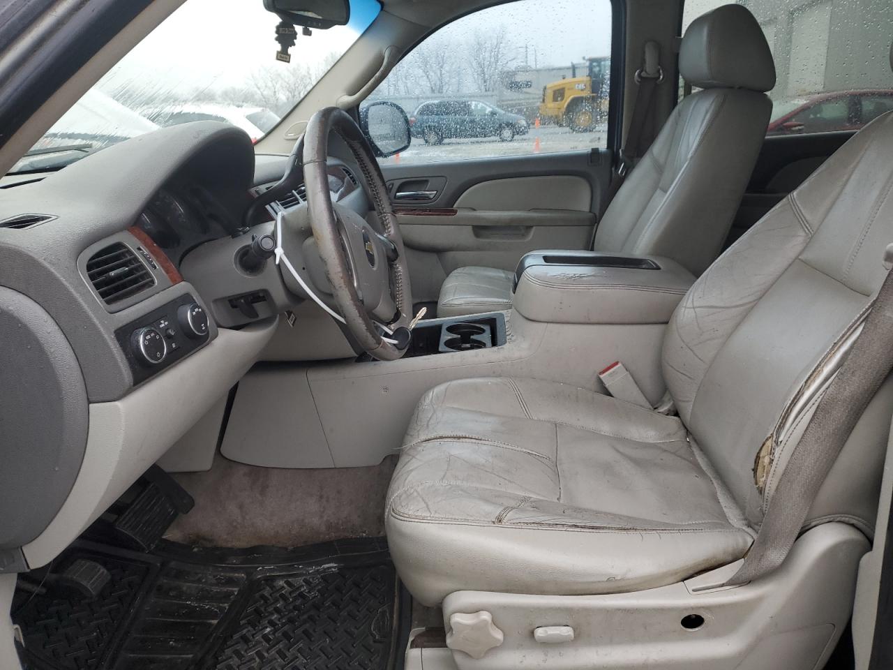 2011 Chevrolet Tahoe - Image 7