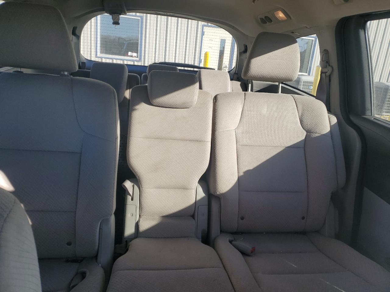 2016 Honda Odyssey - Image 10