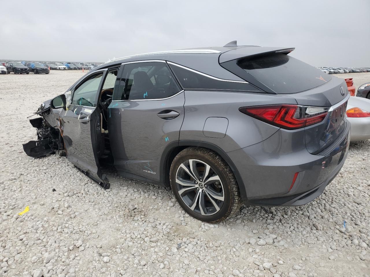 2019 Lexus RX - Image 2