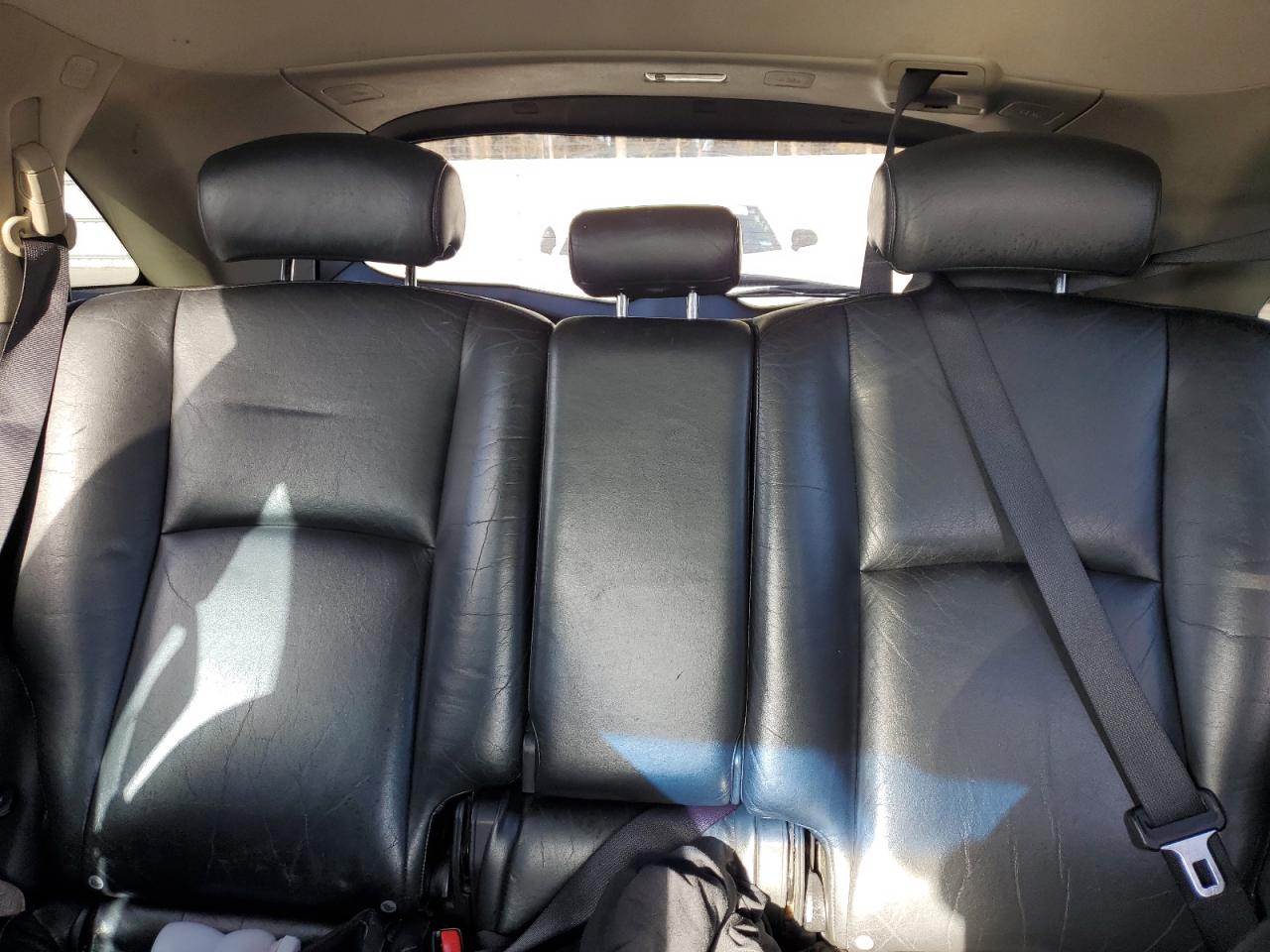 2004 Infiniti FX - Image 10