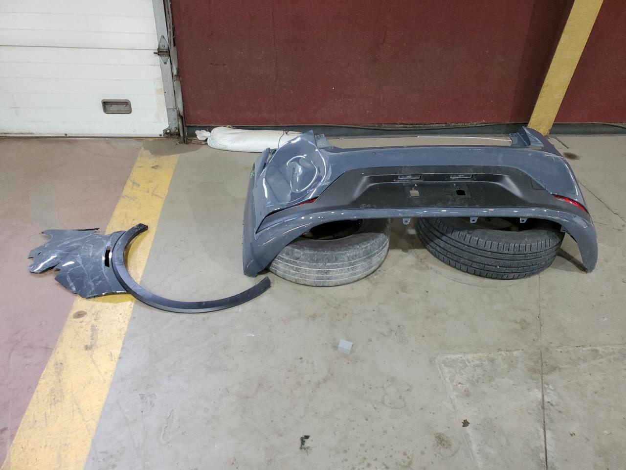 2024 Toyota Prius - Image 12
