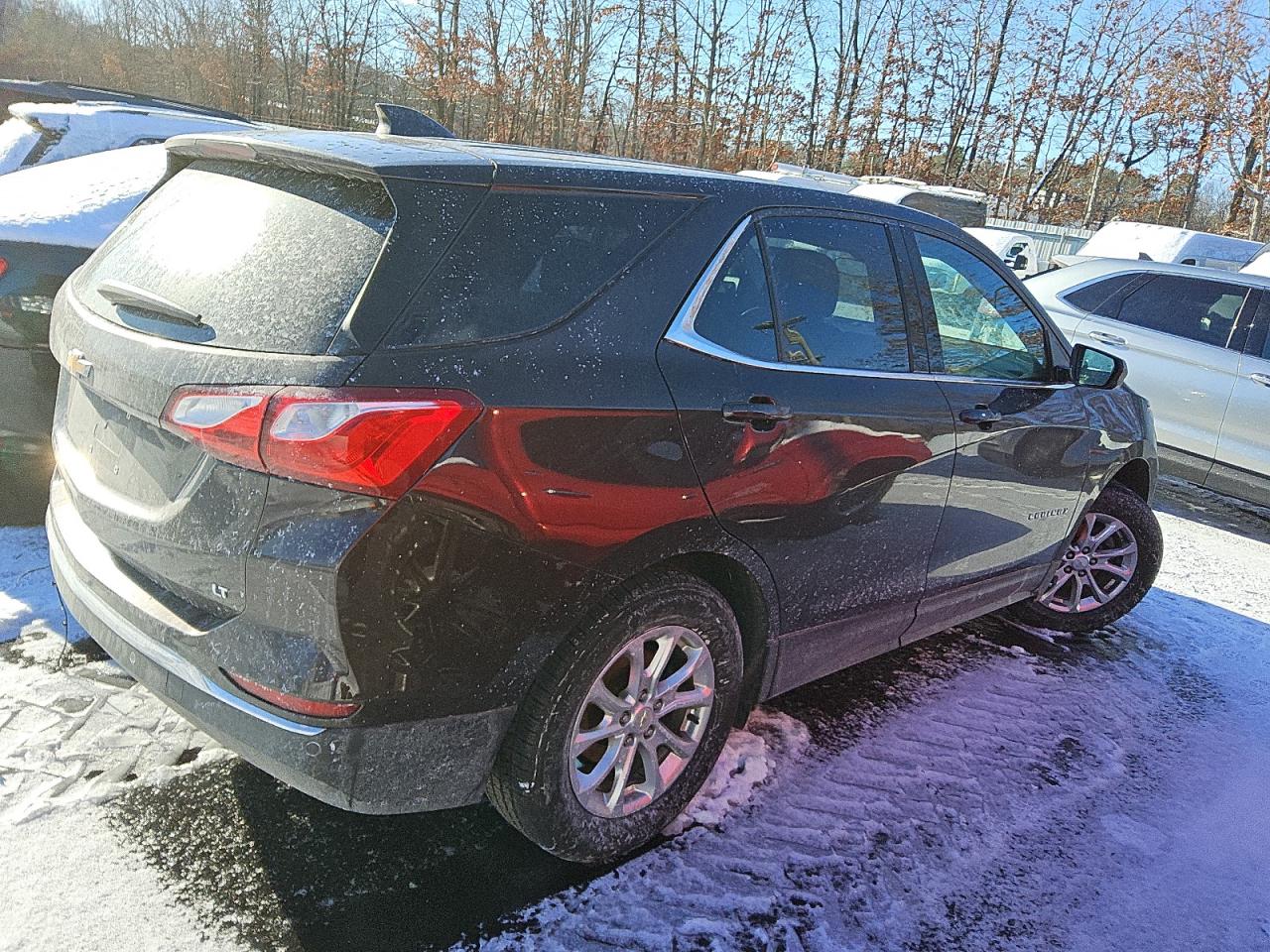 2020 Chevrolet Equinox - Image 3