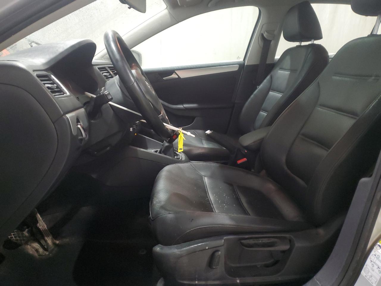 2014 Volkswagen Jetta - Image 7