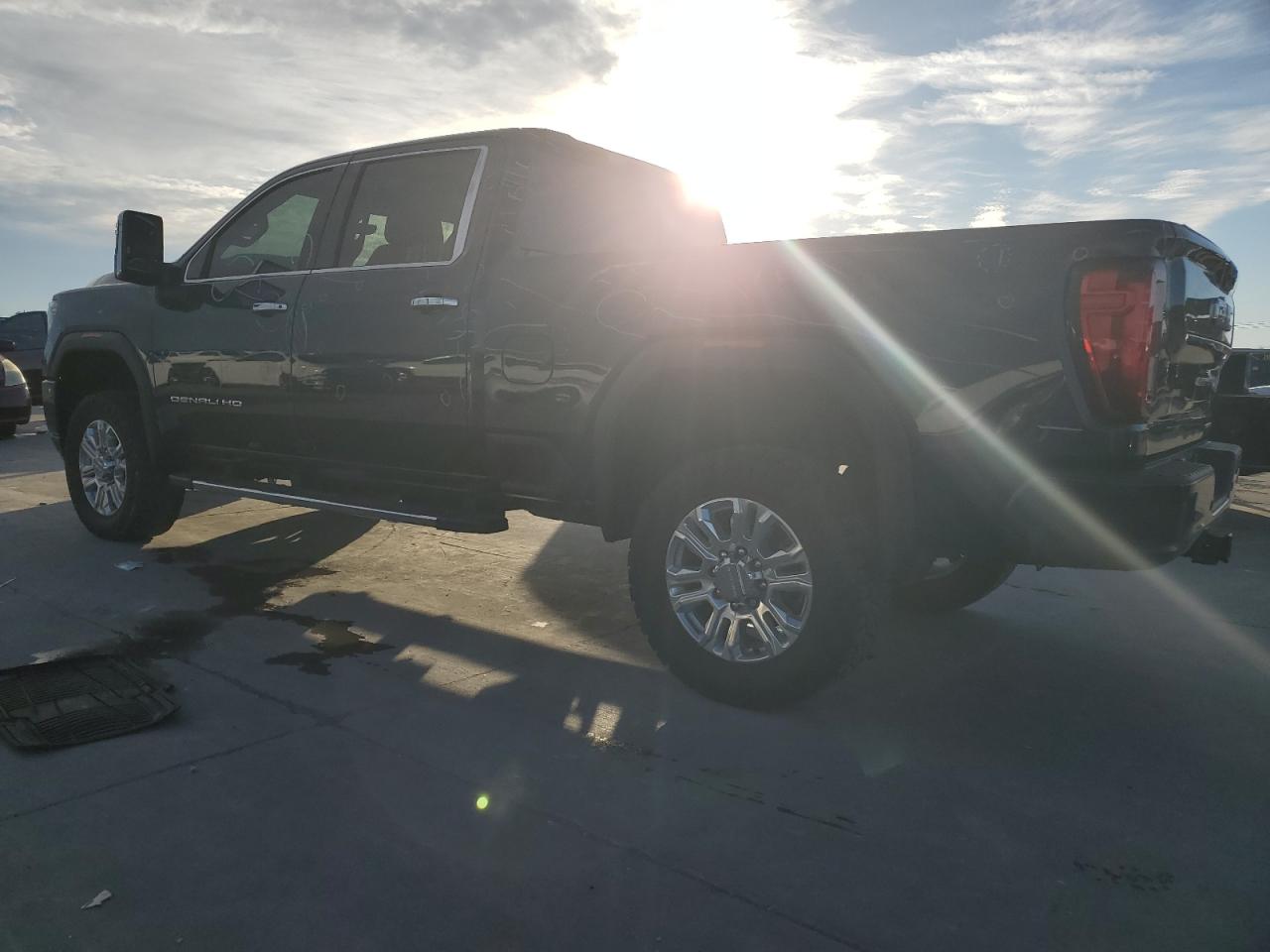 2020 GMC Sierra - Image 2
