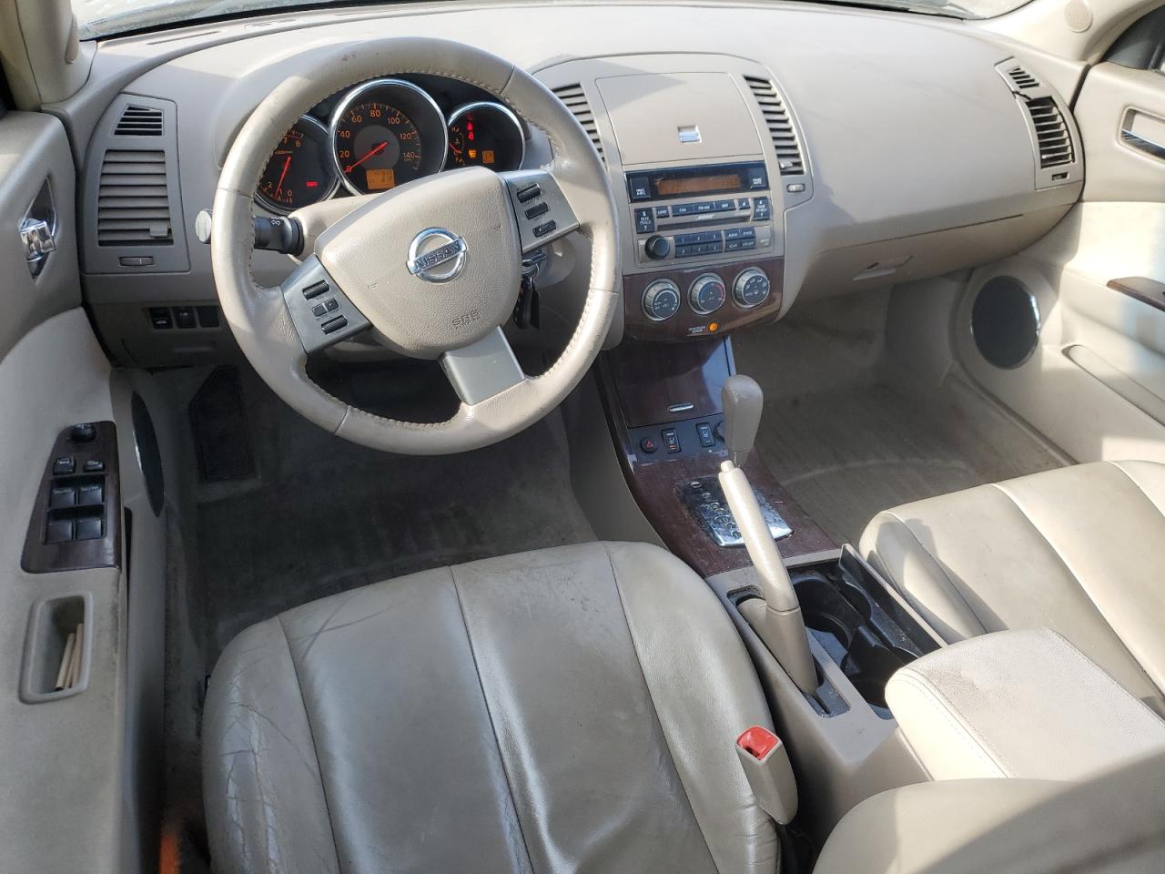 2005 Nissan Altima - Image 8