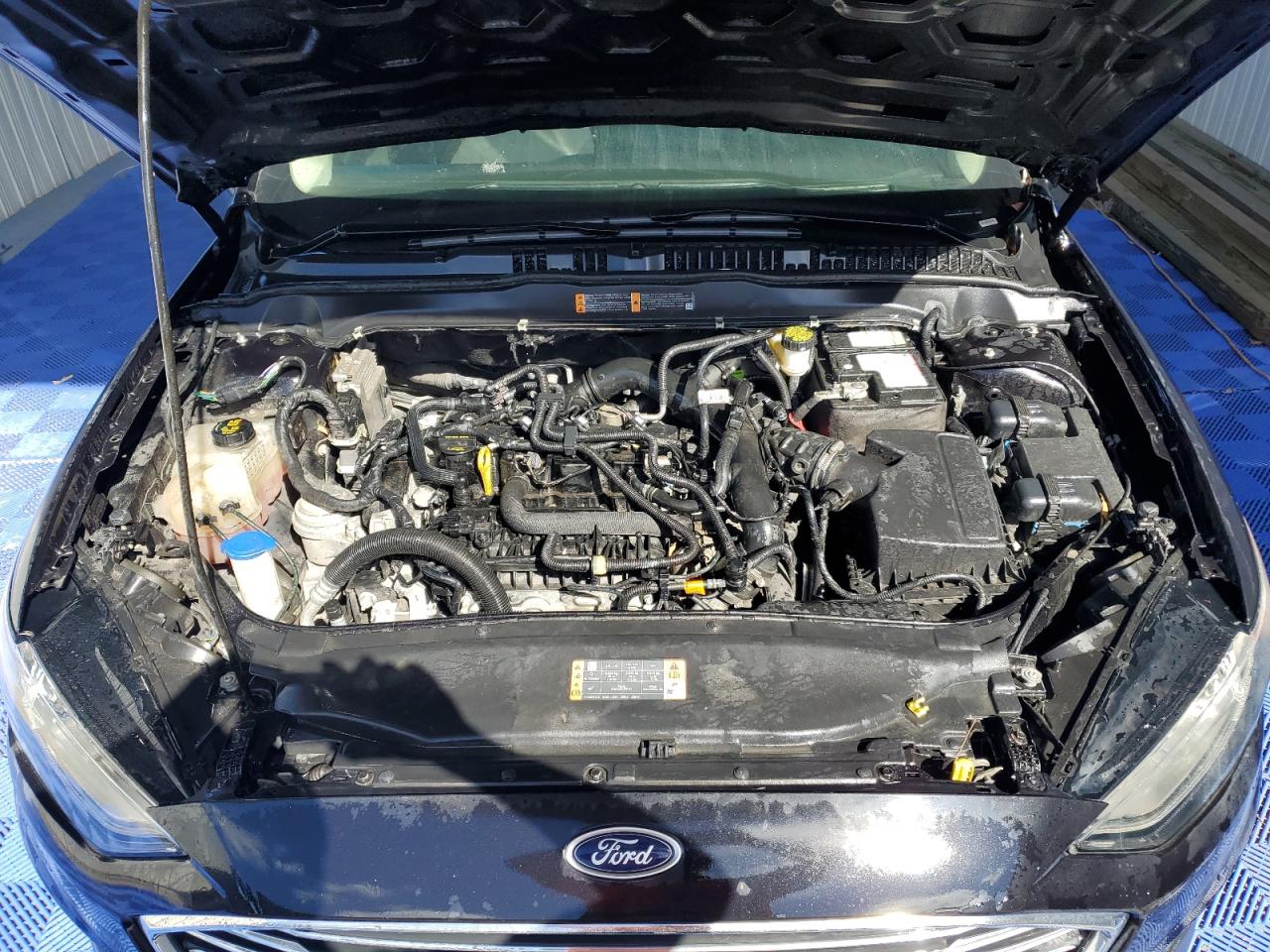 2020 Ford Fusion - Image 11
