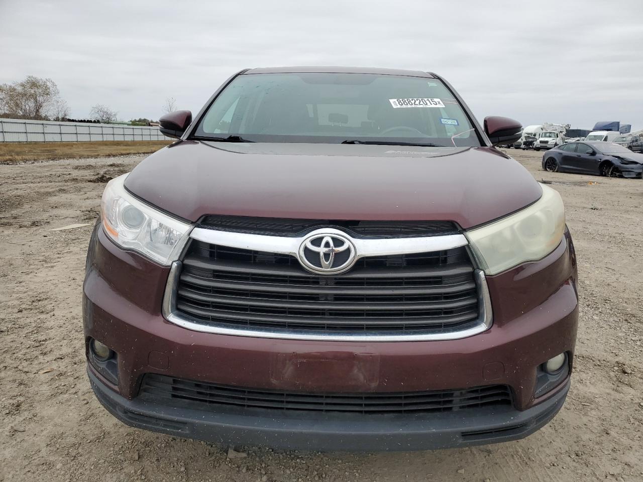 2015 Toyota Highlander - Image 5