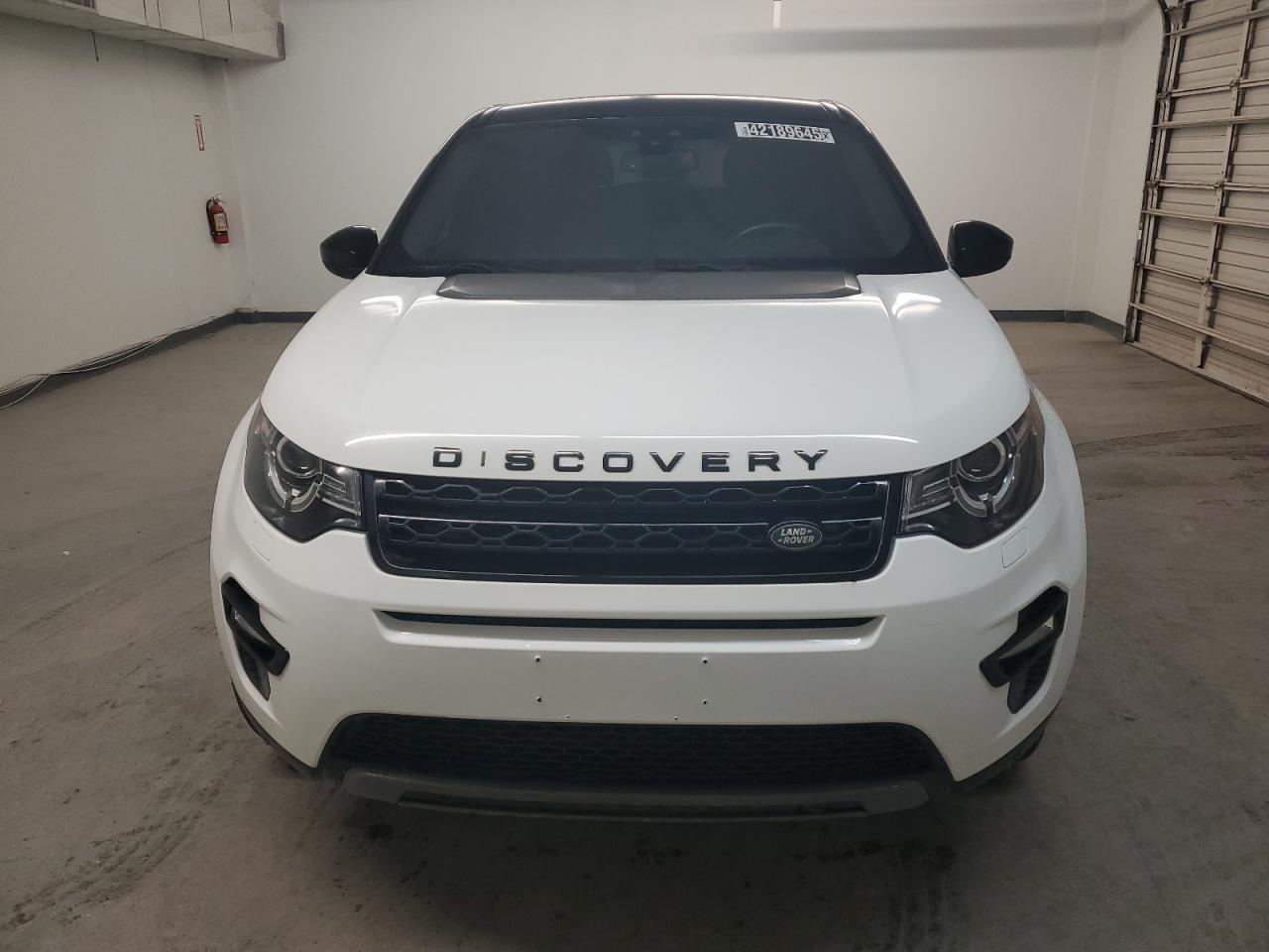2019 Land Rover Discovery - Image 5
