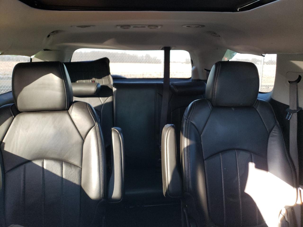 2013 GMC Acadia - Image 10