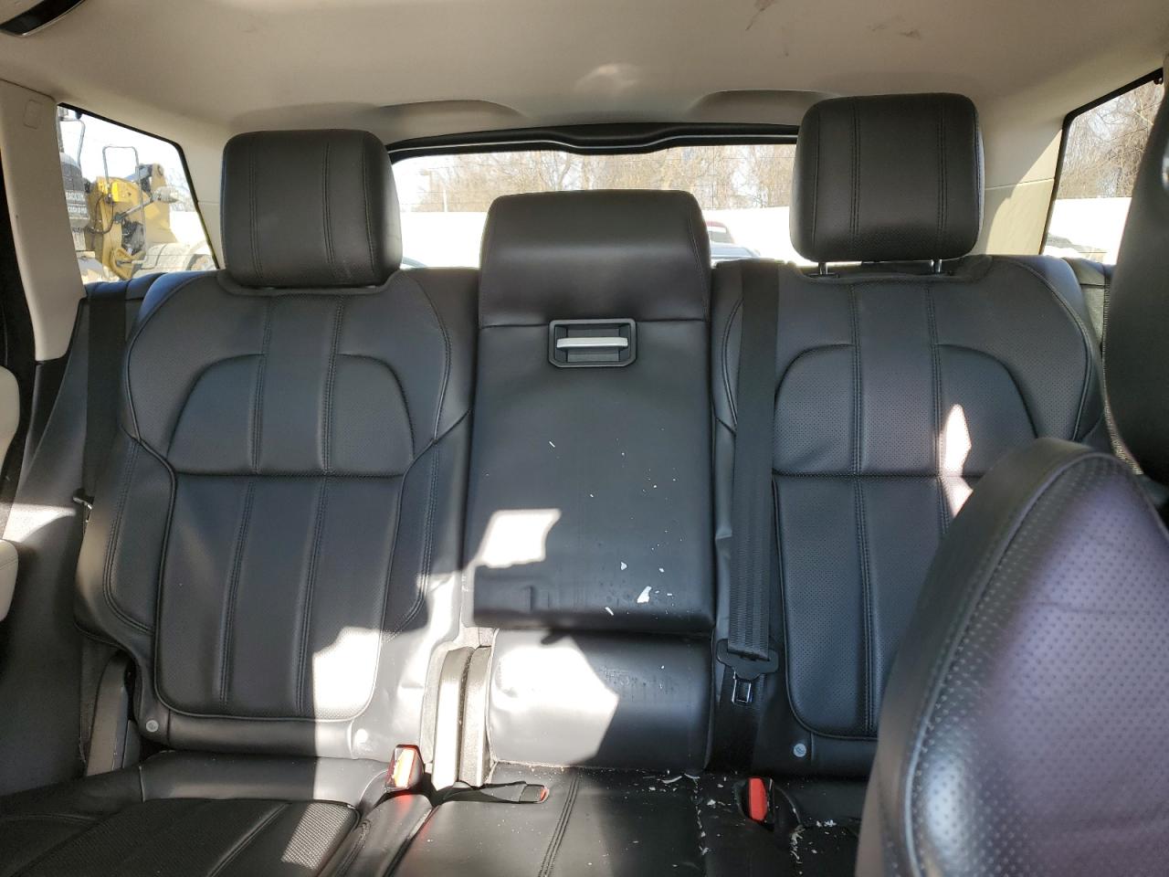 2016 Land Rover Range Rover - Image 10
