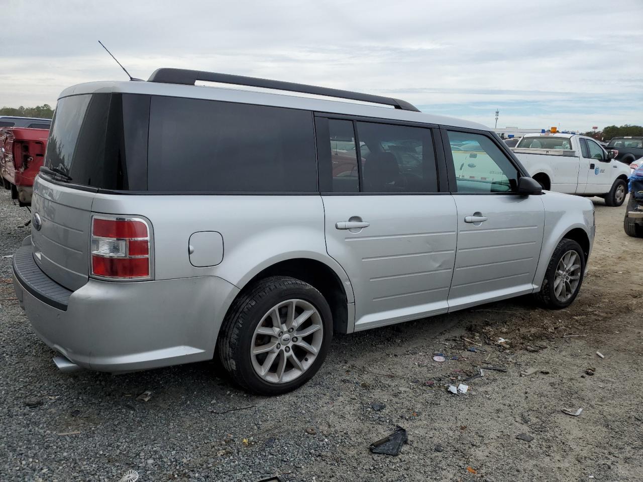 VIN 2FMGK5B88FBA13543 2015 FORD FLEX no.3