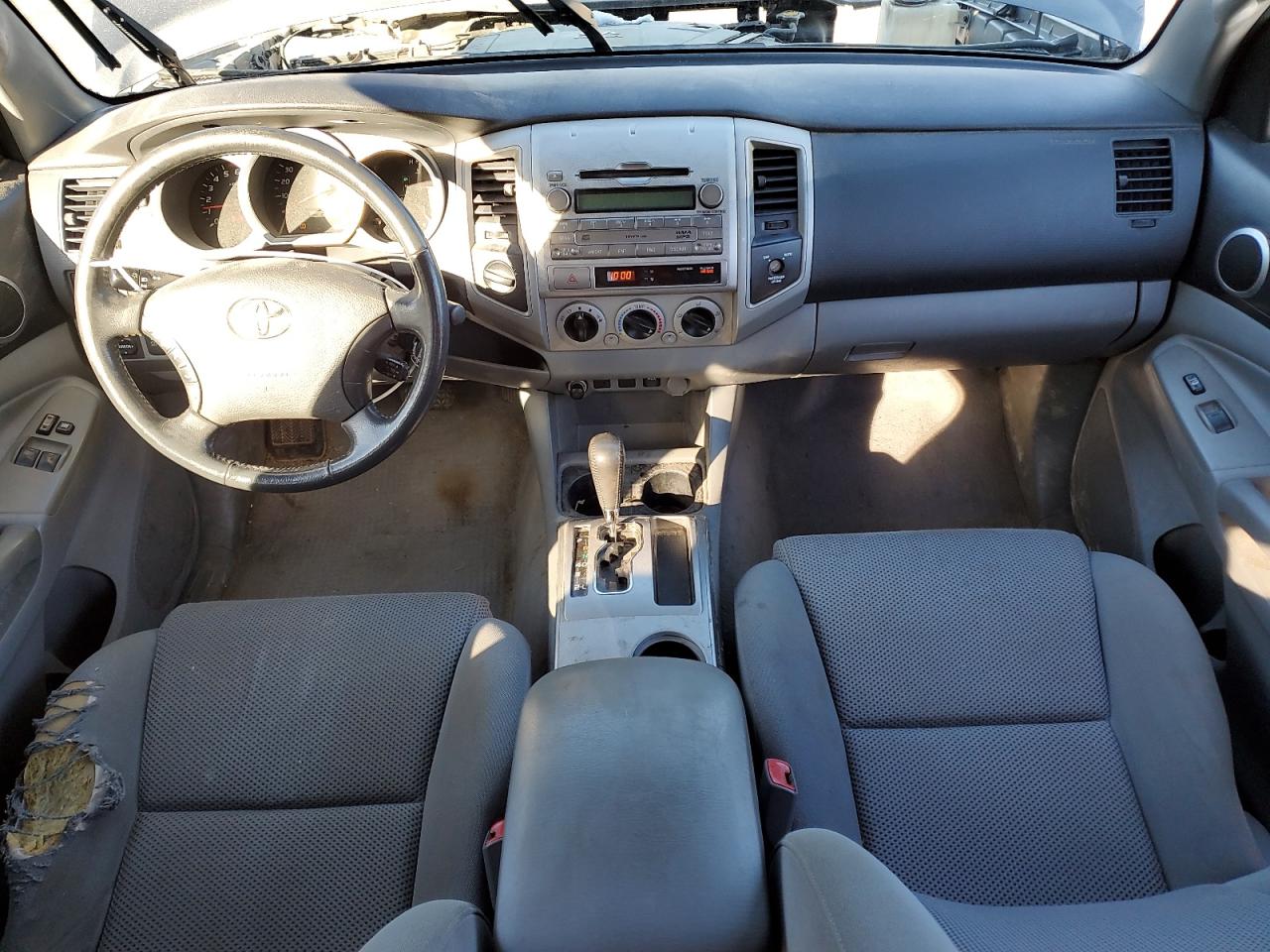 2010 Toyota Tacoma - Image 8