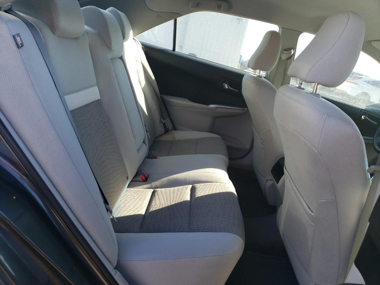 2013 Toyota Camry - Image 10