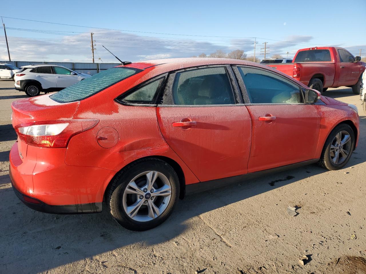 VIN 1FADP3F29EL218974 2014 FORD FOCUS no.3