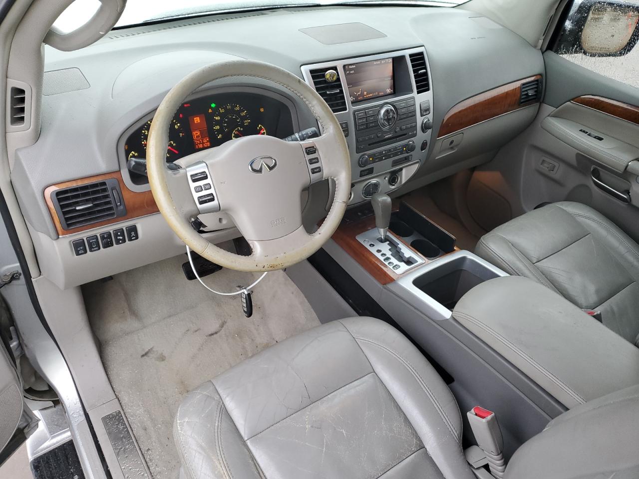 2008 Infiniti QX56 - Image 8